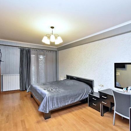 Dos Guest House Erivan Dış mekan fotoğraf