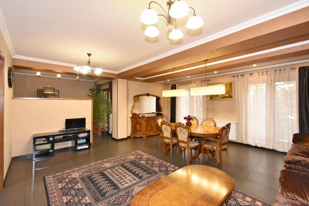 Dos Guest House Erivan Dış mekan fotoğraf