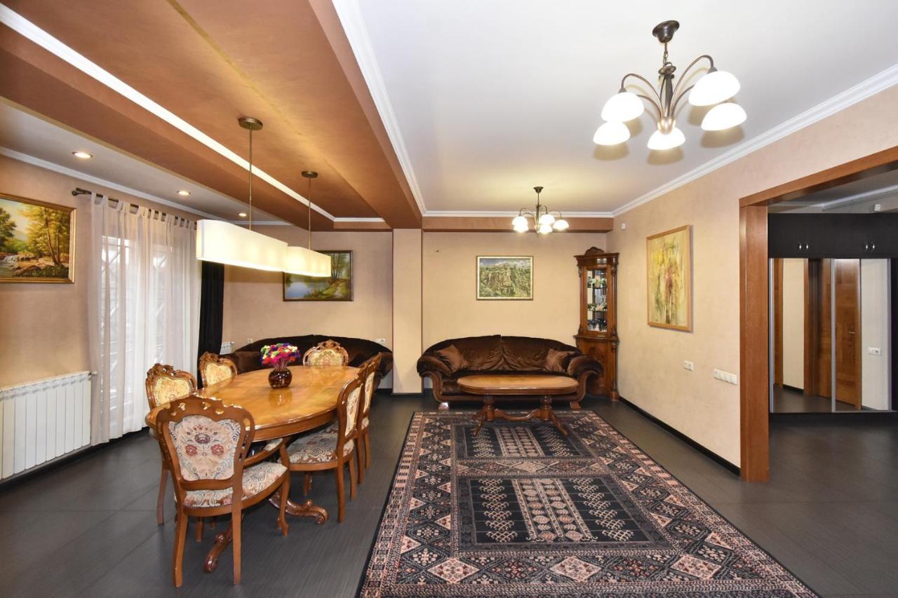 Dos Guest House Erivan Dış mekan fotoğraf